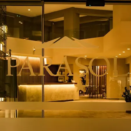 Parasol Luxury & Adults Only