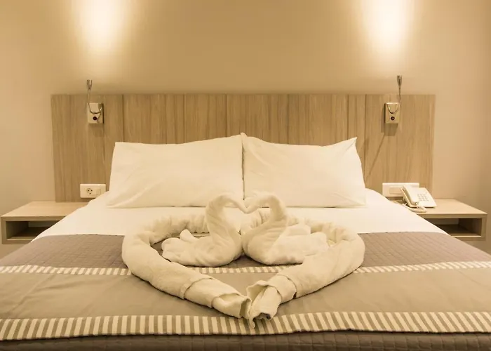 Hotel Parasol Luxury & Adults Only 4*