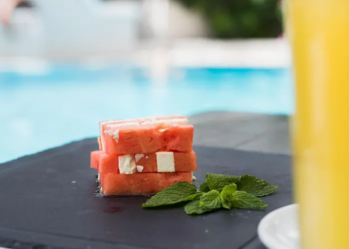 Hotel Parasol Luxury & Adults Only 4*